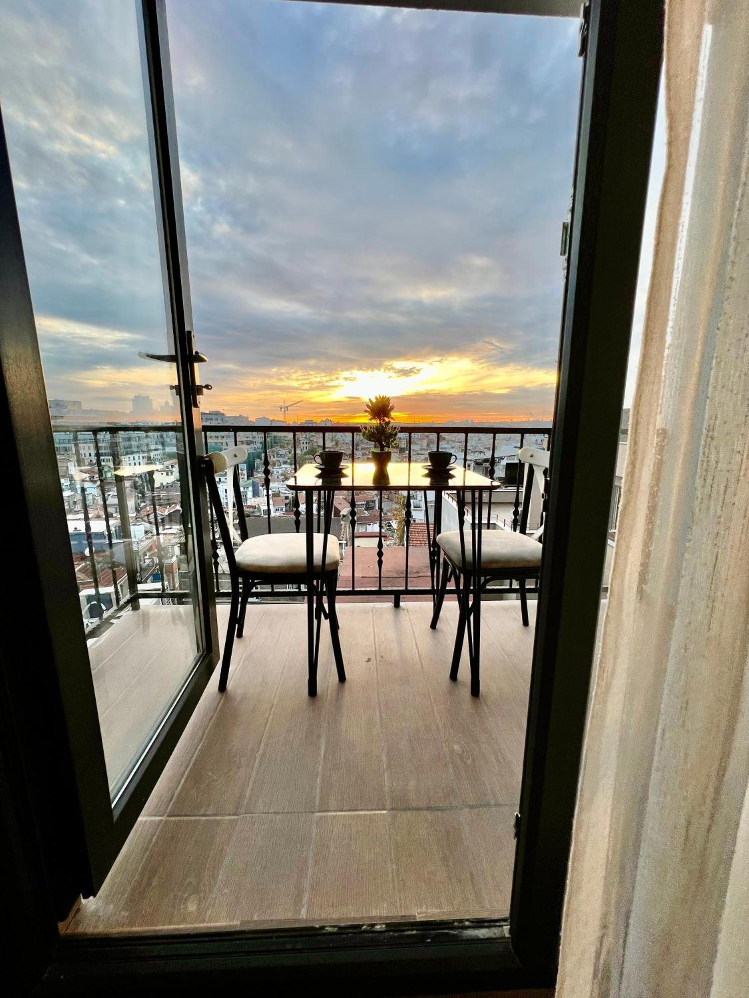 Taksim Larissa Hotel Suites 이스탄불 외부 사진