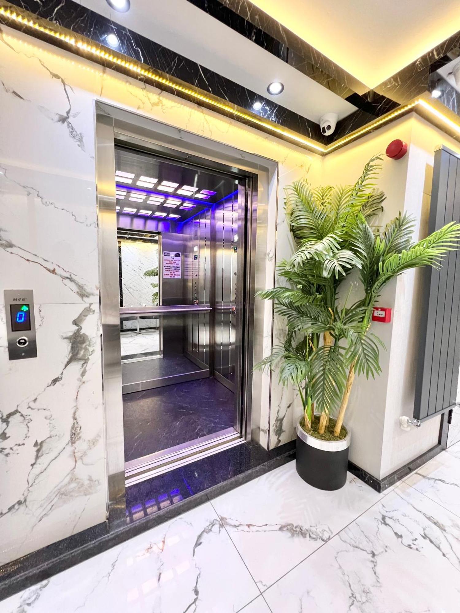 Taksim Larissa Hotel Suites 이스탄불 외부 사진