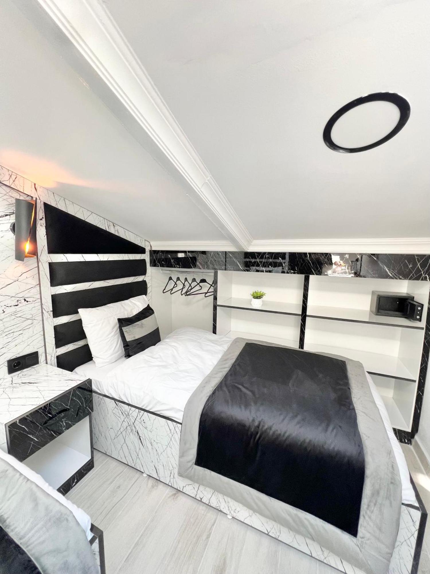 Taksim Larissa Hotel Suites 이스탄불 외부 사진