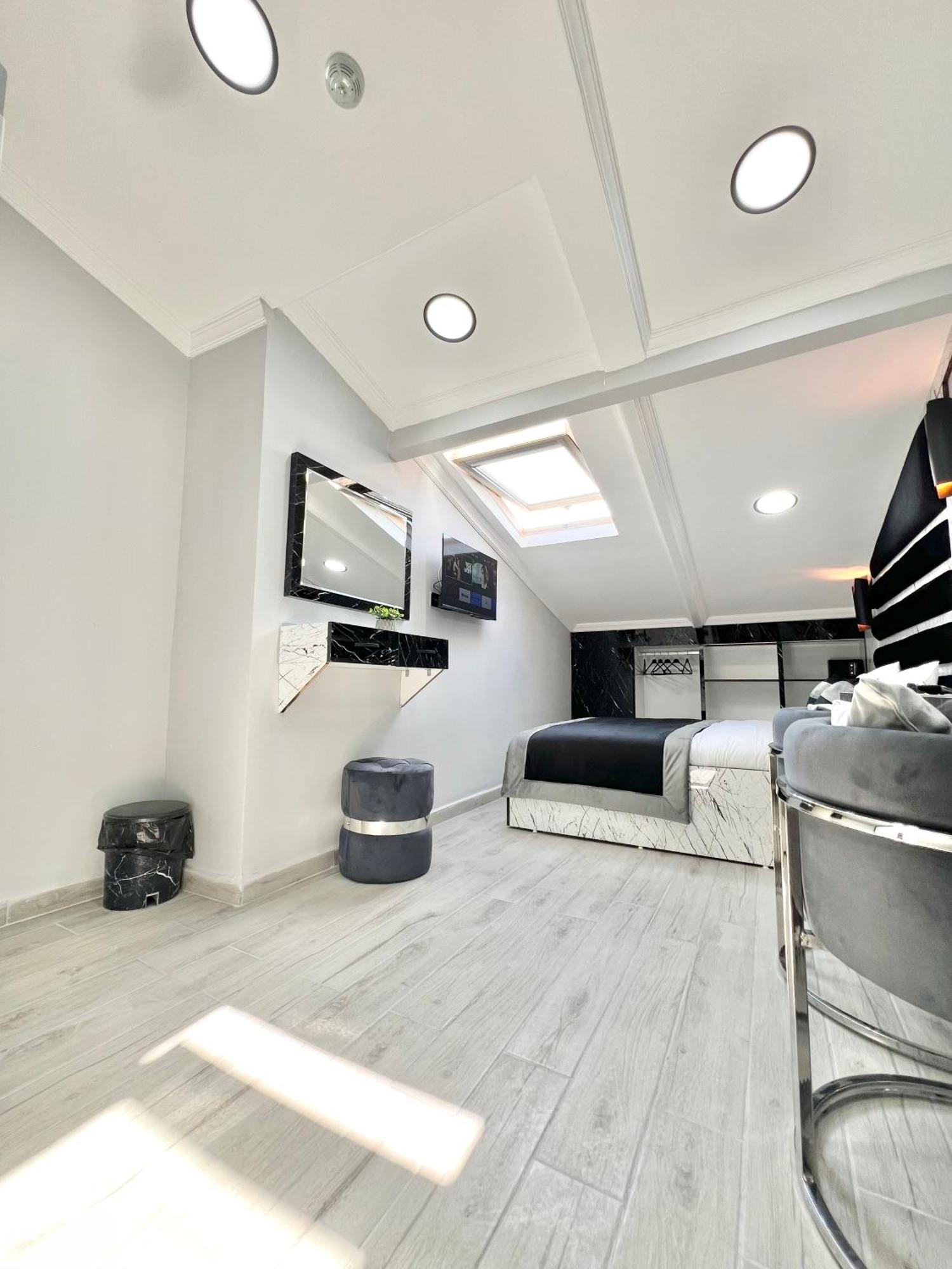 Taksim Larissa Hotel Suites 이스탄불 외부 사진