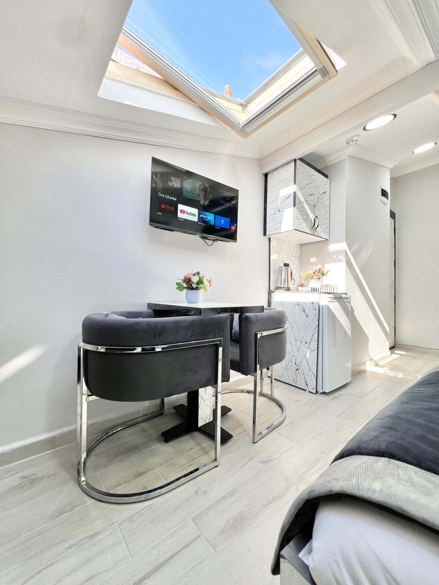 Taksim Larissa Hotel Suites 이스탄불 외부 사진