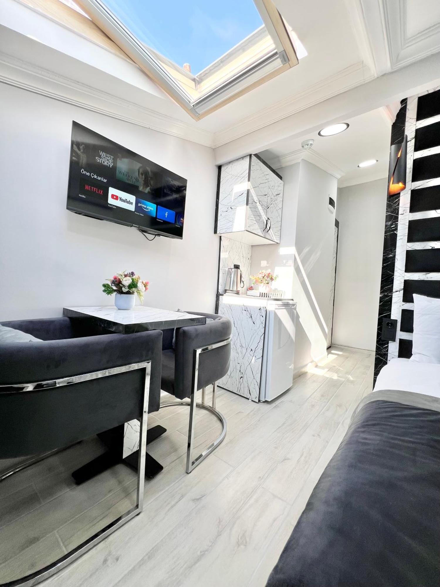 Taksim Larissa Hotel Suites 이스탄불 외부 사진