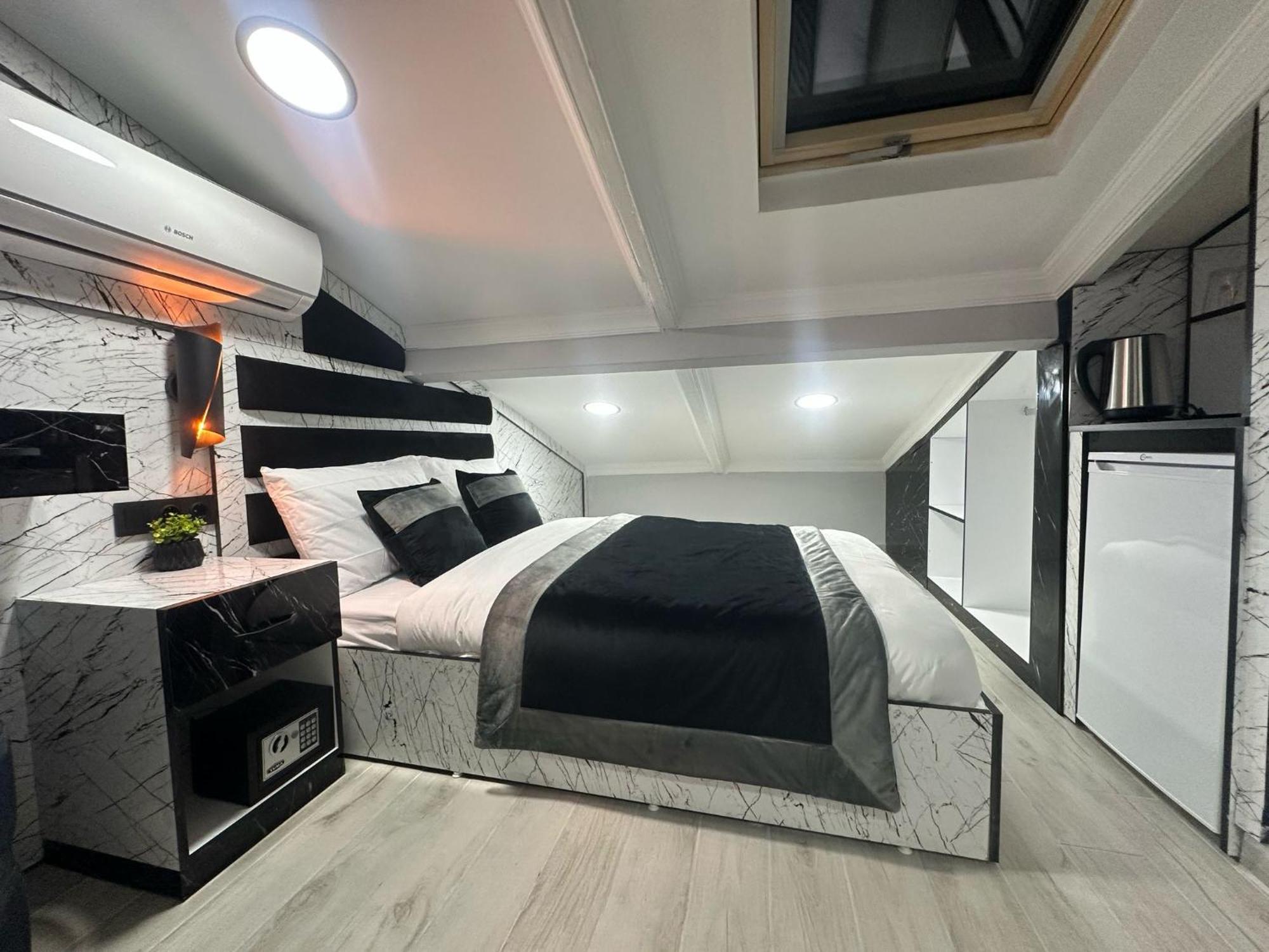 Taksim Larissa Hotel Suites 이스탄불 외부 사진